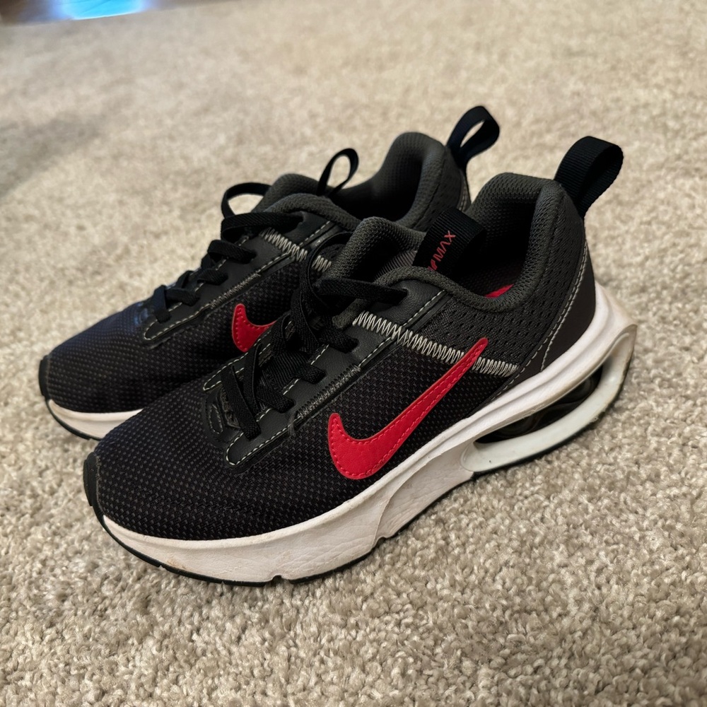 Nike air max. Boys size 1